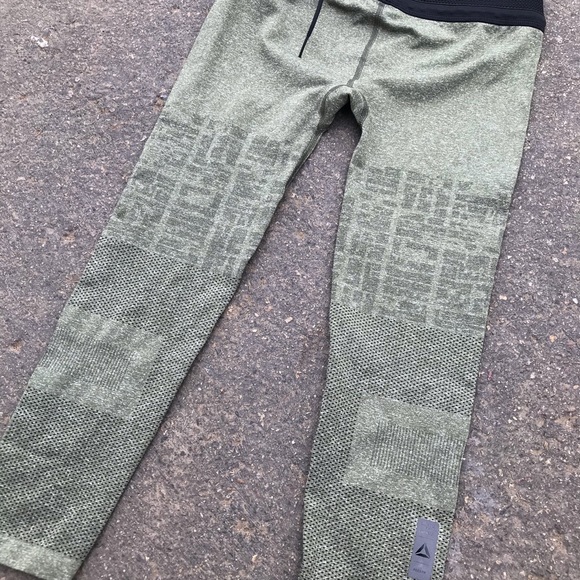 Reebok cropped leggings - Picture 7 of 8